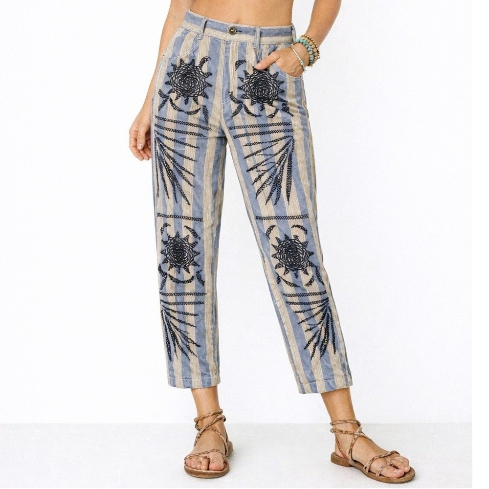 Kimchi Blue Urban Outfitters Embroidered Stripe Pants High Rise Boho Cropped